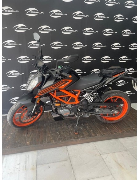 KTM Duke 125 2021 | 16.594 km | Seminueva | 3.499€