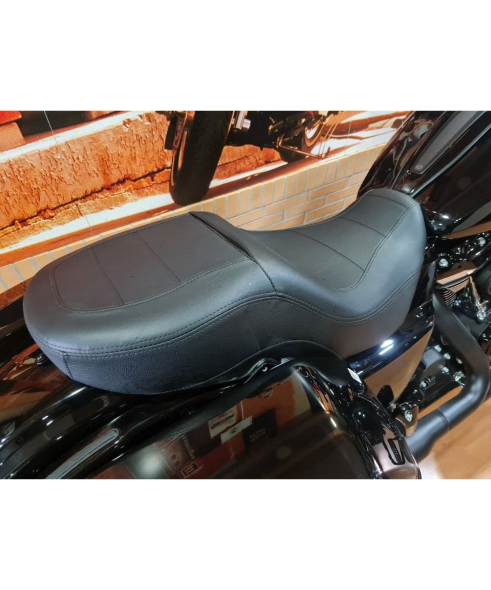 Harley‑Davidson Road Glide Special 2025 | 1.300 km | 32.990€