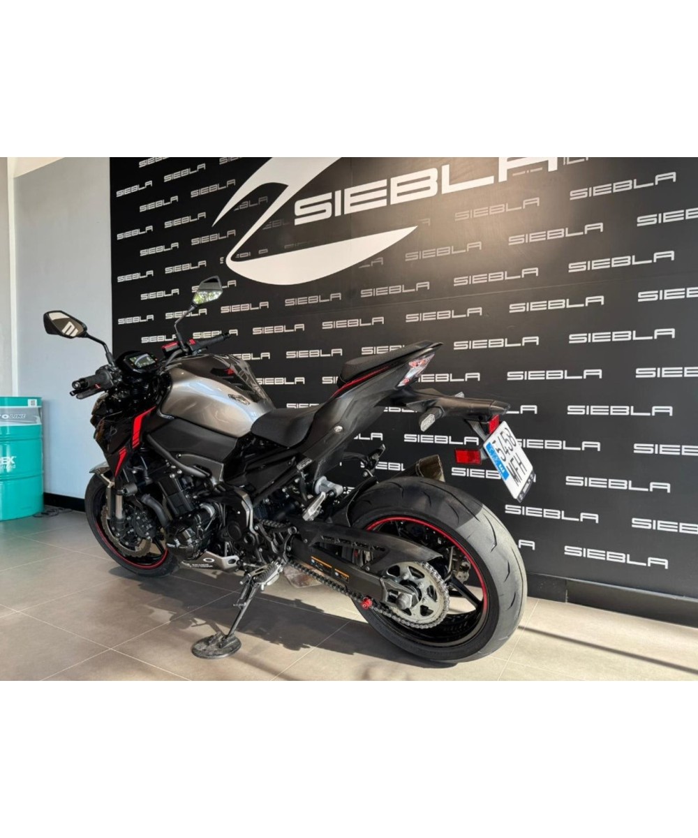 Kawasaki Z900 2020 | 16,800 km | Black | €8,199