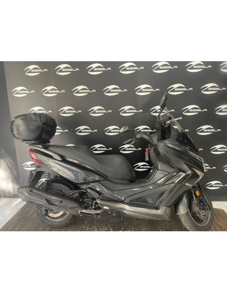 KYMCO Grand Dink 300 2018 | 16.300 km | Gris | 2.699€