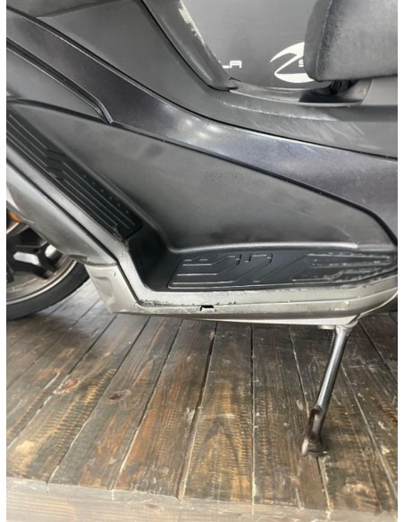KYMCO Grand Dink 300 2018 | 16.300 km | Gris | 2.699€