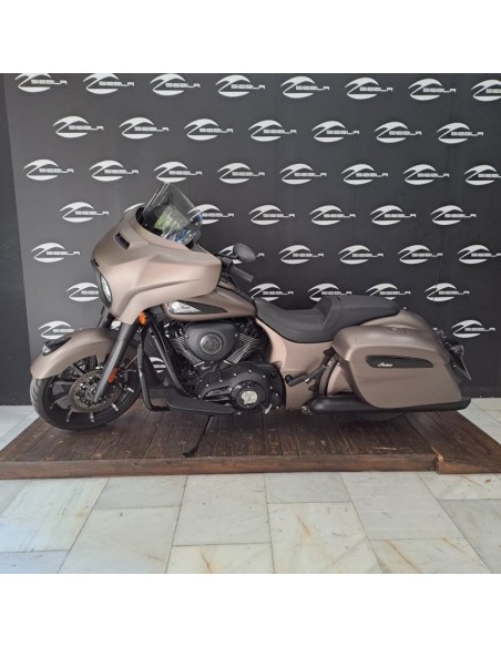 Indian Chieftain Dark Horse 2019 | 4.999 km | Gris Mate | 24.999€