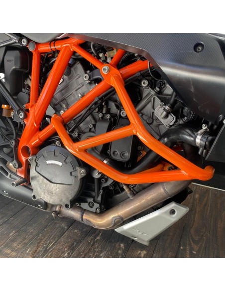 KTM 1290 Super Duke GT | 54,251 km | Orange | €9,199