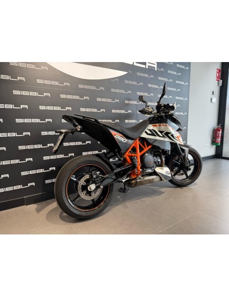 KTM 690 Duke R 2011 | 30,500 km | €4,490