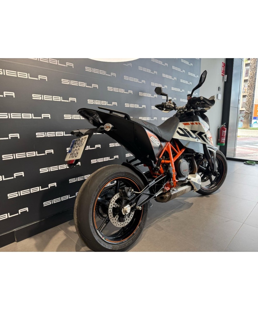 KTM 690 Duke R 2011 | 30,500 km | €4,490