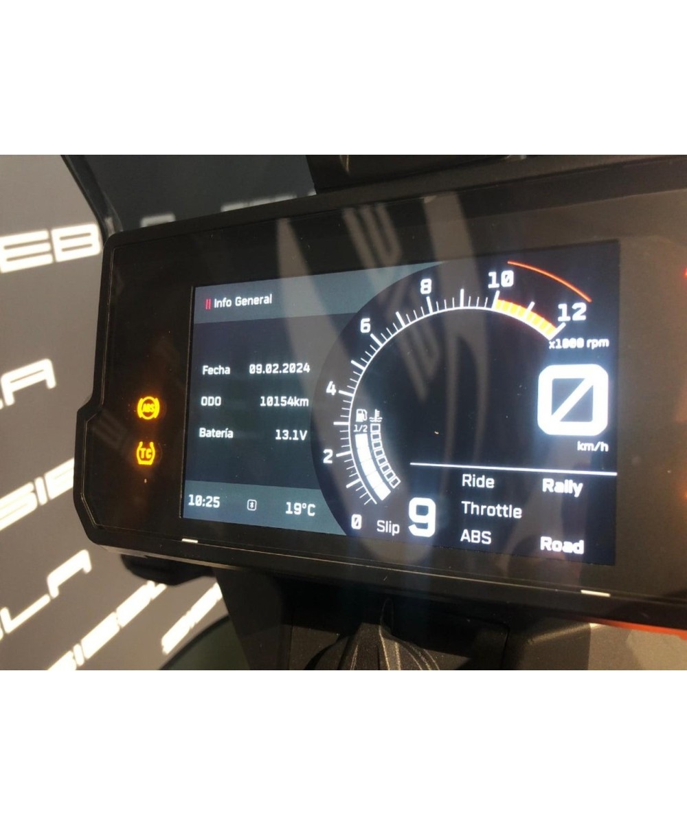 KTM 890 Adventure R 2022 | 10,150 km | Orange | €9,900