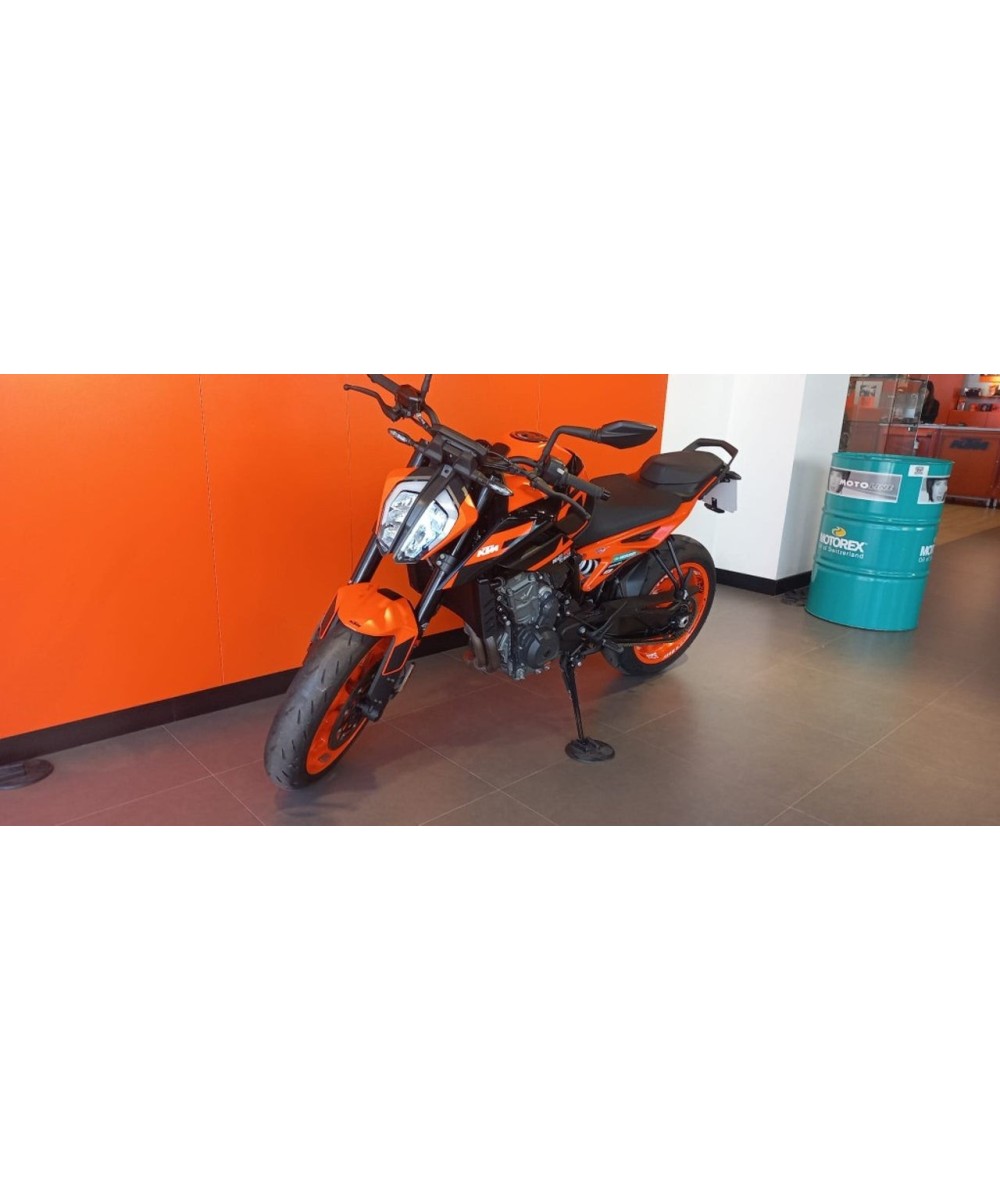 KTM 890 Duke GP 2022 | 7.863 km | 8.290€