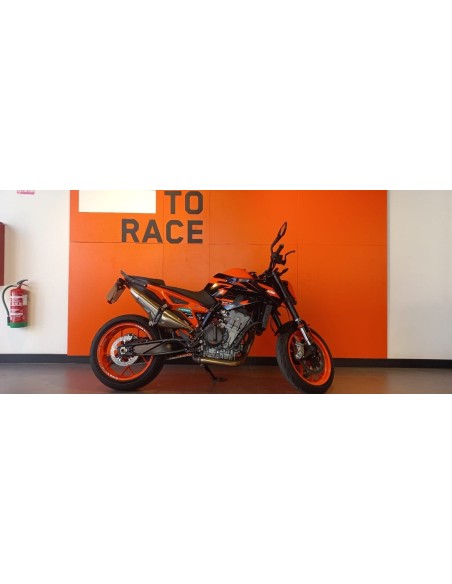KTM 890 Duke GP 2022 | 7.863 km | 8.290€
