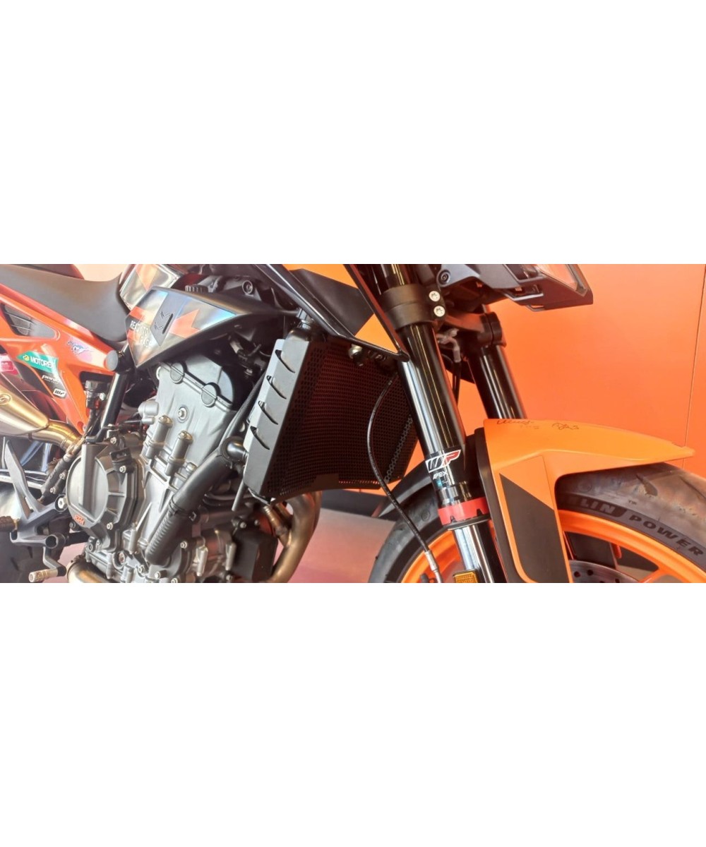 KTM 890 Duke GP 2022 | 7.863 km | 8.290€