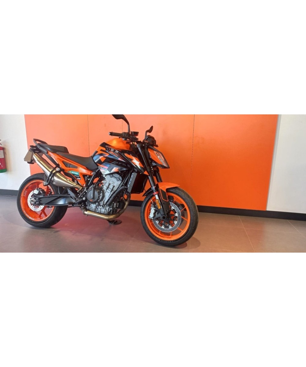 KTM 890 Duke GP 2022 | 7.863 km | 8.290€