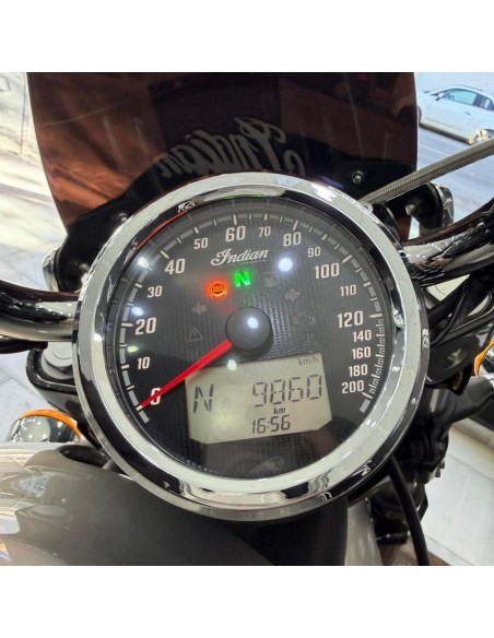 Indian Scout 1200 2022 | 9.860 km | Plata | 10.999€