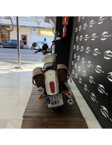 Indian Scout 1200 2022 | 9.860 km | Plata | 10.999€