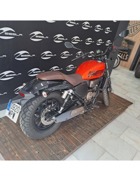 QJ SRV 125 2024 | 7.696 km | Naranja | 2.199€