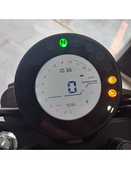 QJ SRV 125 2024 | 7,696 km | Orange | €2,199