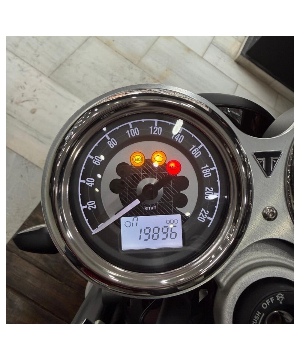 Triumph Speed Twin 1200 2021 | 19.896 km | 9.399€