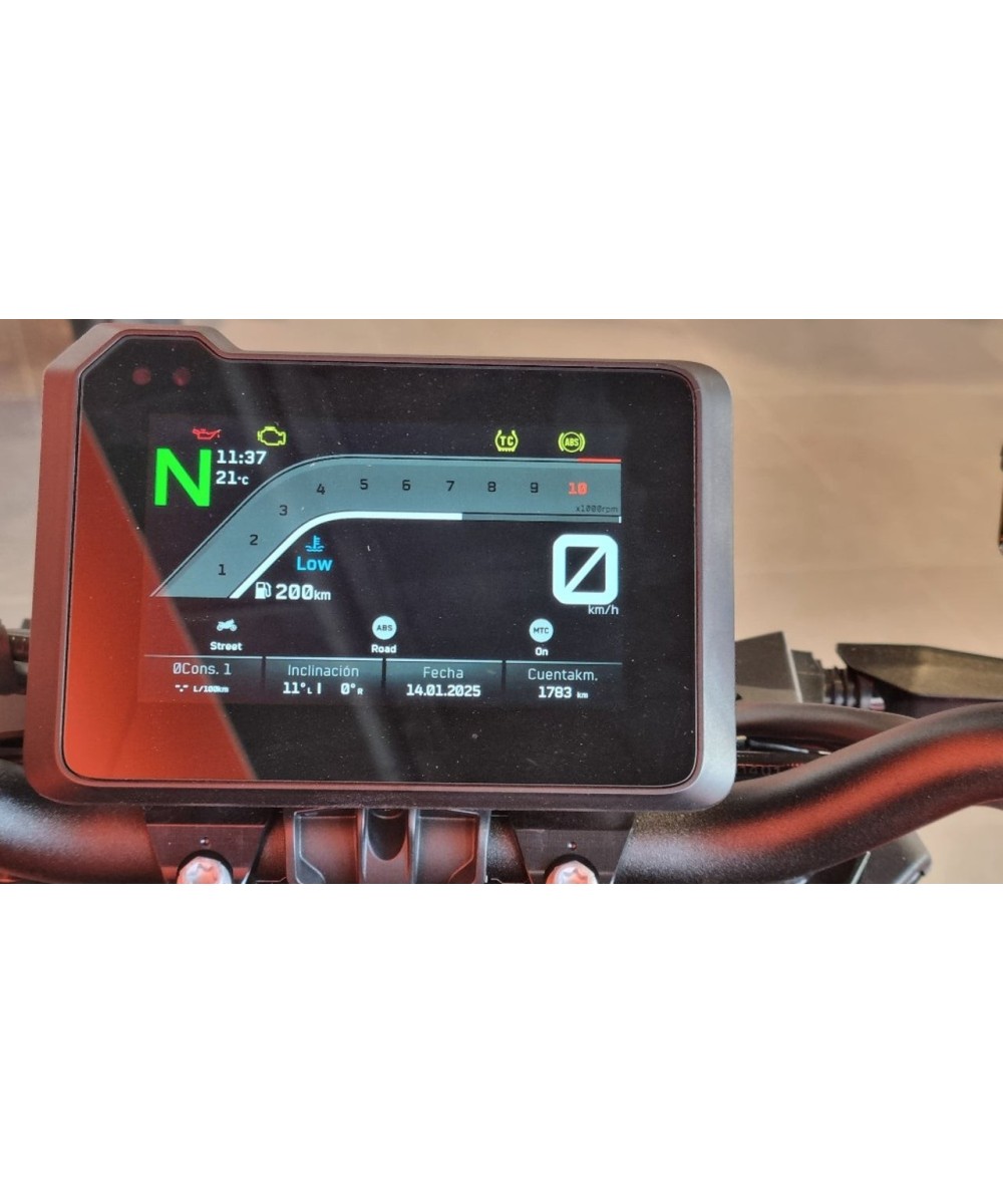 KTM 990 Duke 2025 | 1.783 km | Naranja | 12.490€