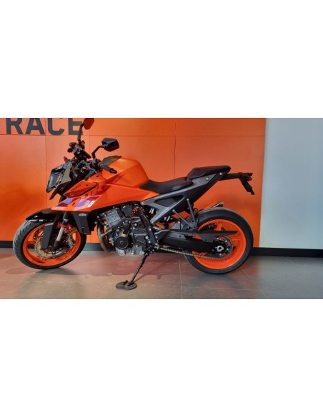 KTM 990 Duke 2025 | 1,783 km | Orange | €12,490