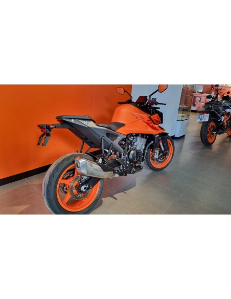 KTM 990 Duke 2025 | 1.783 km | Naranja | 12.490€
