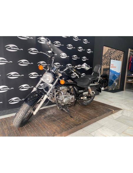 Suzuki Marauder 250 2007 | 27,648 km | Black | €1,599