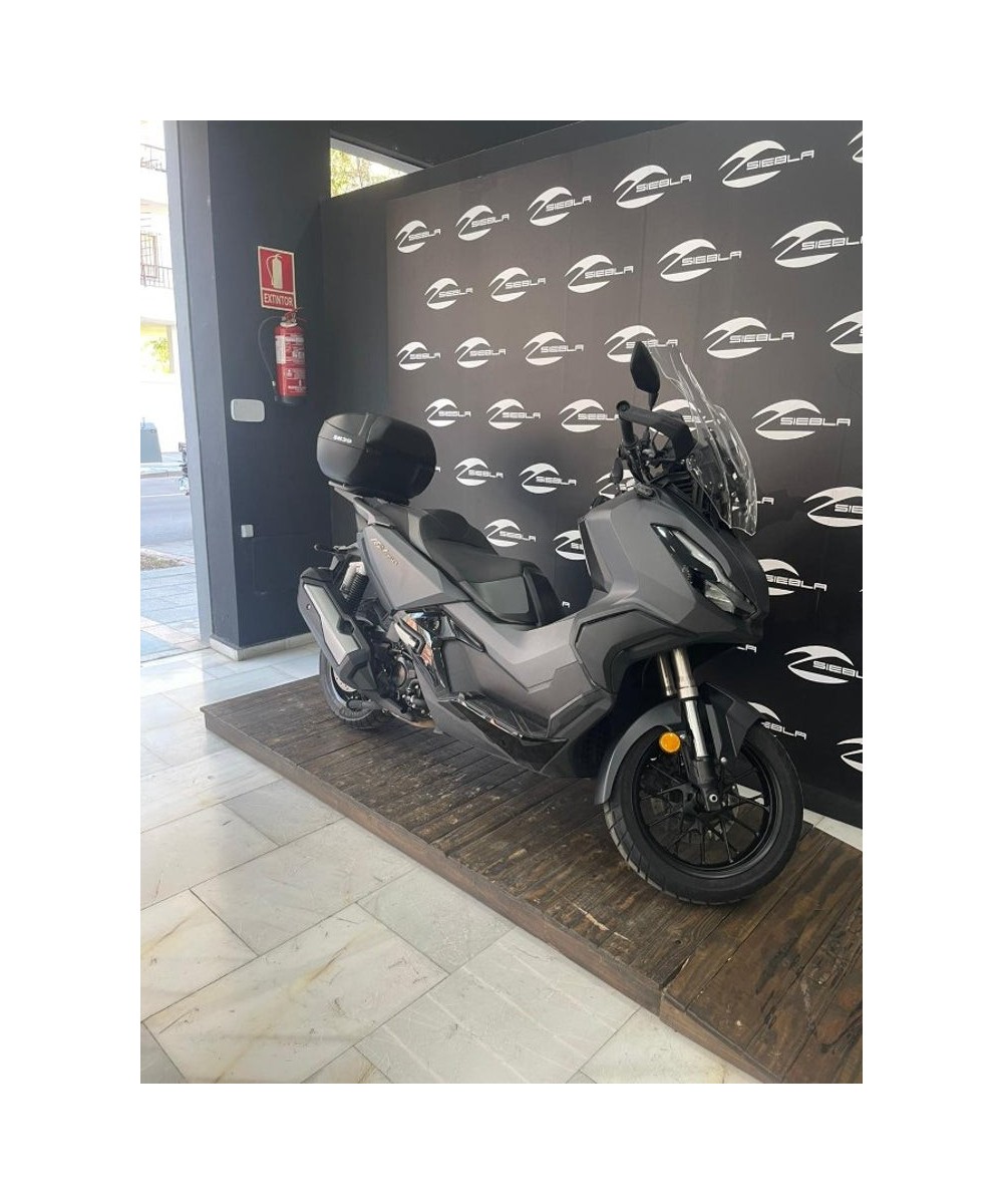 Honda X‑ADV 350 2023 | 15.873 km | Gris | 4.849€