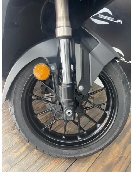 Honda X‑ADV 350 2023 | 15.873 km | Gris | 4.849€