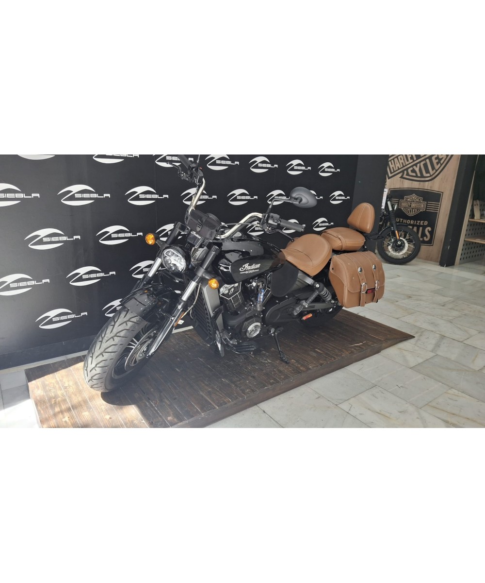 Indian Scout 2018 in Marbella | 6,936 km | 10,990 €