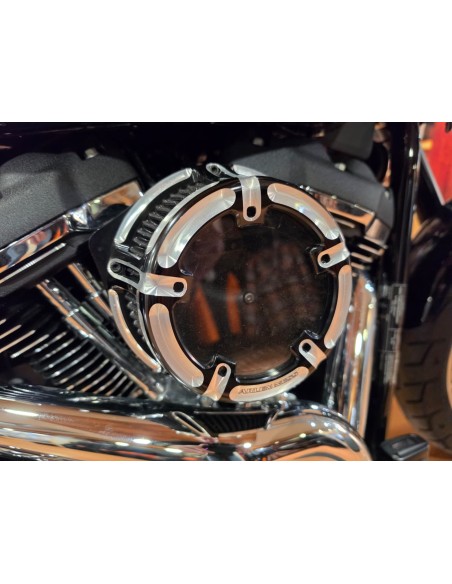 Harley-Davidson Softail Sport Glide 2022 in Malaga | 4,800 km | 17,990 €