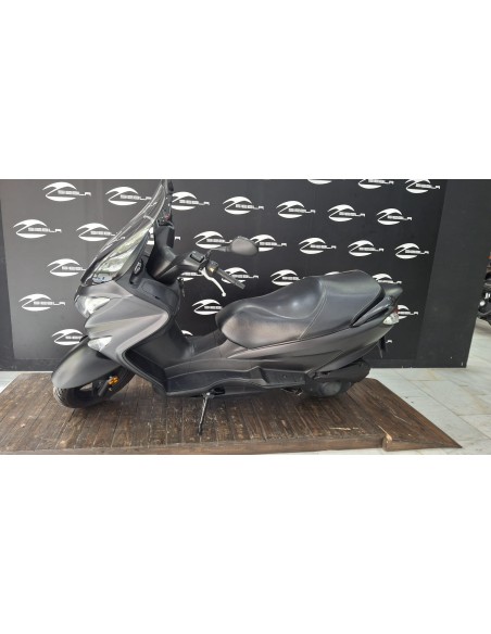 Suzuki Burgman 125 ABS 2018 | 25,000 km | €2,199