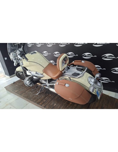 BMW R 1200 C 2002 | 27.829 km | €6,900