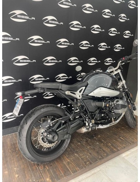BMW R nineT