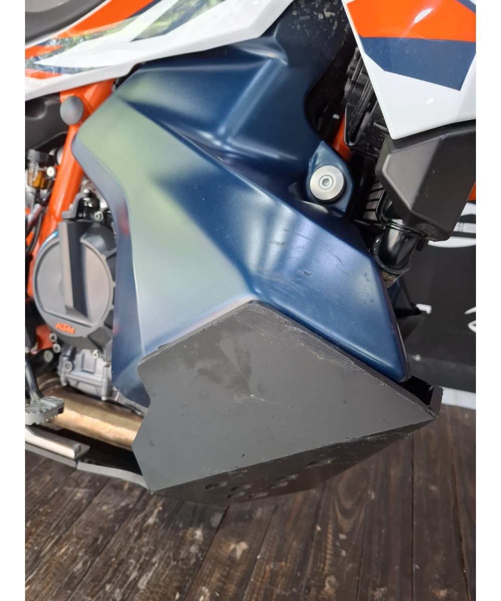 KTM 890 Adventure R | 7.481 km