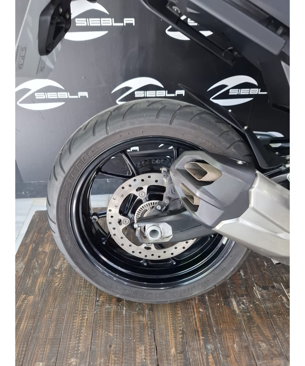 BMW F 900 R 2020 | 27.990 km