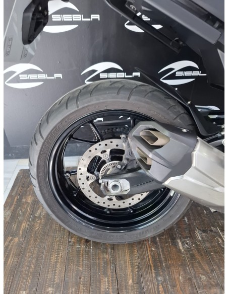 BMW F 900 R 2020 | 27.990 km