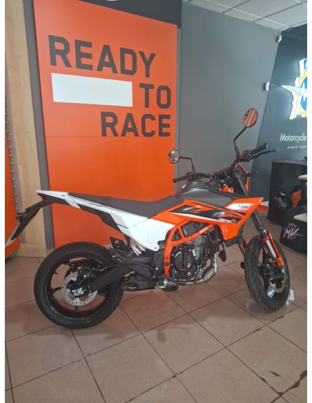 KTM SMC R 125 2026 | 0 km