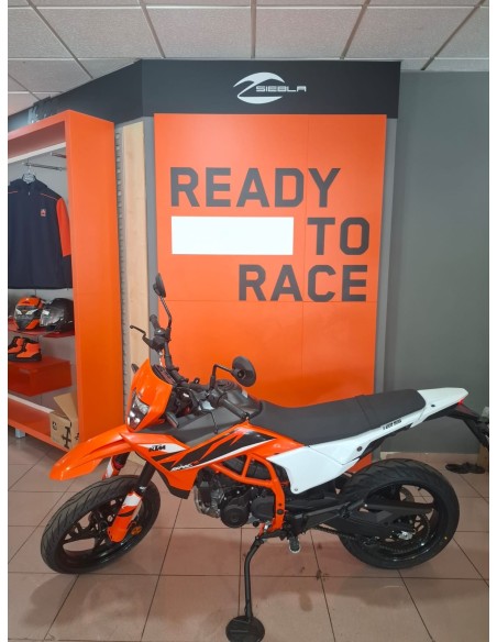 KTM SMC R 125 2026 | 0km | Registration 9494 NLM | 2030 Guarantee | €4,959