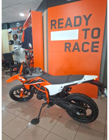 KTM SMC R 125 2026 | 0 km