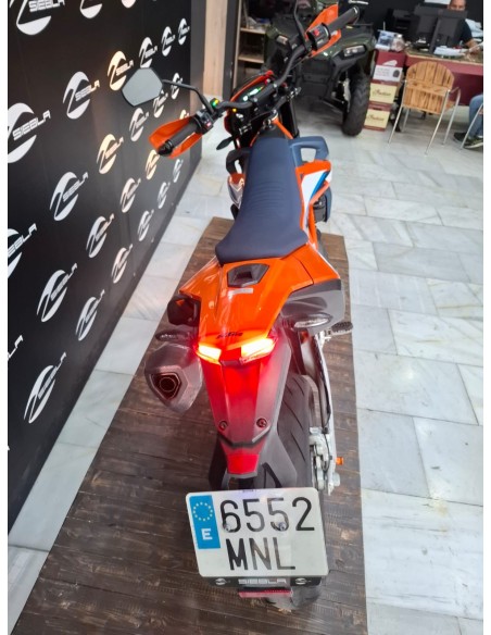 KTM 690 SMC R 2024 | 0 km