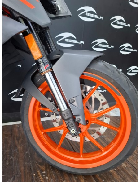 KTM 125 Duke 2023 | 7.126 km