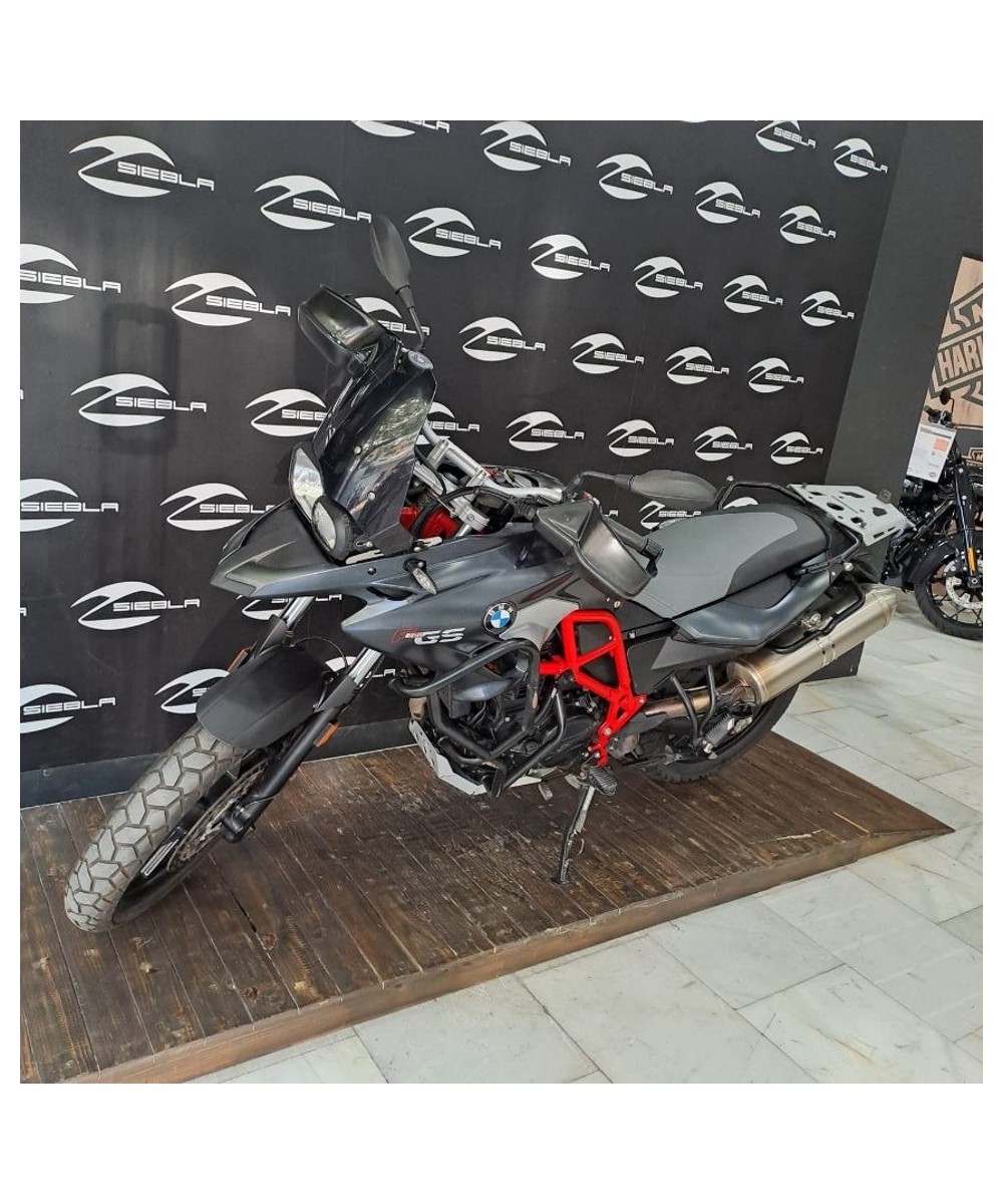 BMW F 750 GS en siebla