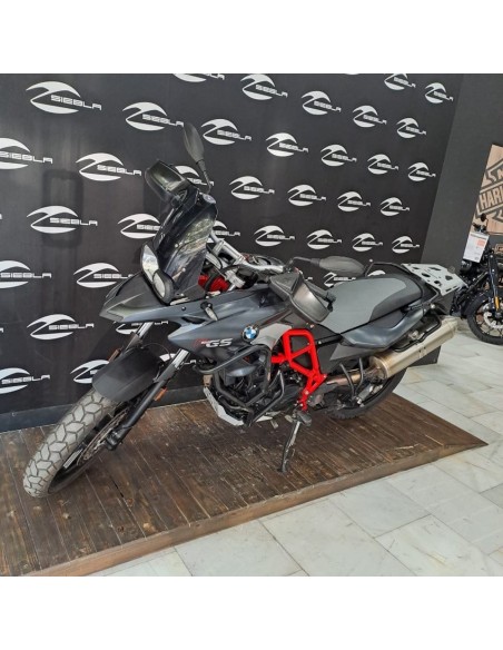 BMW F 750 GS en siebla