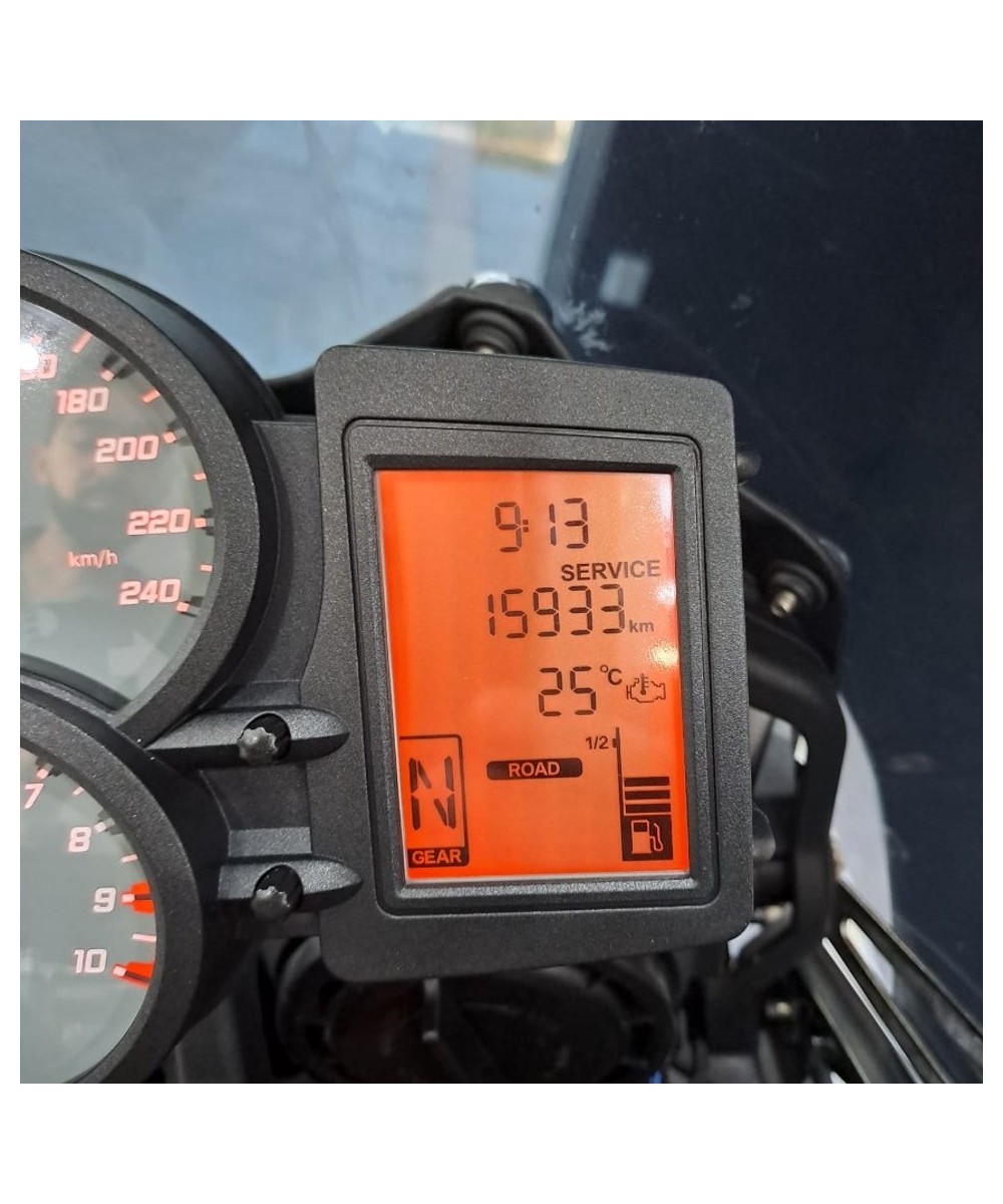 BMW F 750 GS en siebla