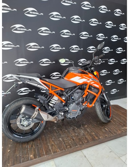 Used 2021 KTM 125 Duke | 27,070 km | Crash Bars | Siebla