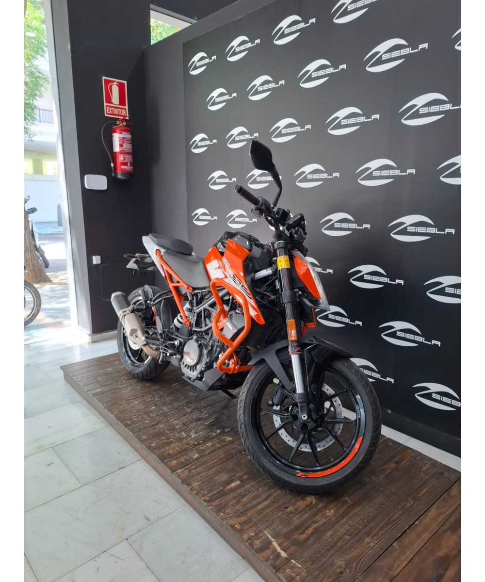 Used 2021 KTM 125 Duke | 27,070 km | Crash Bars | Siebla