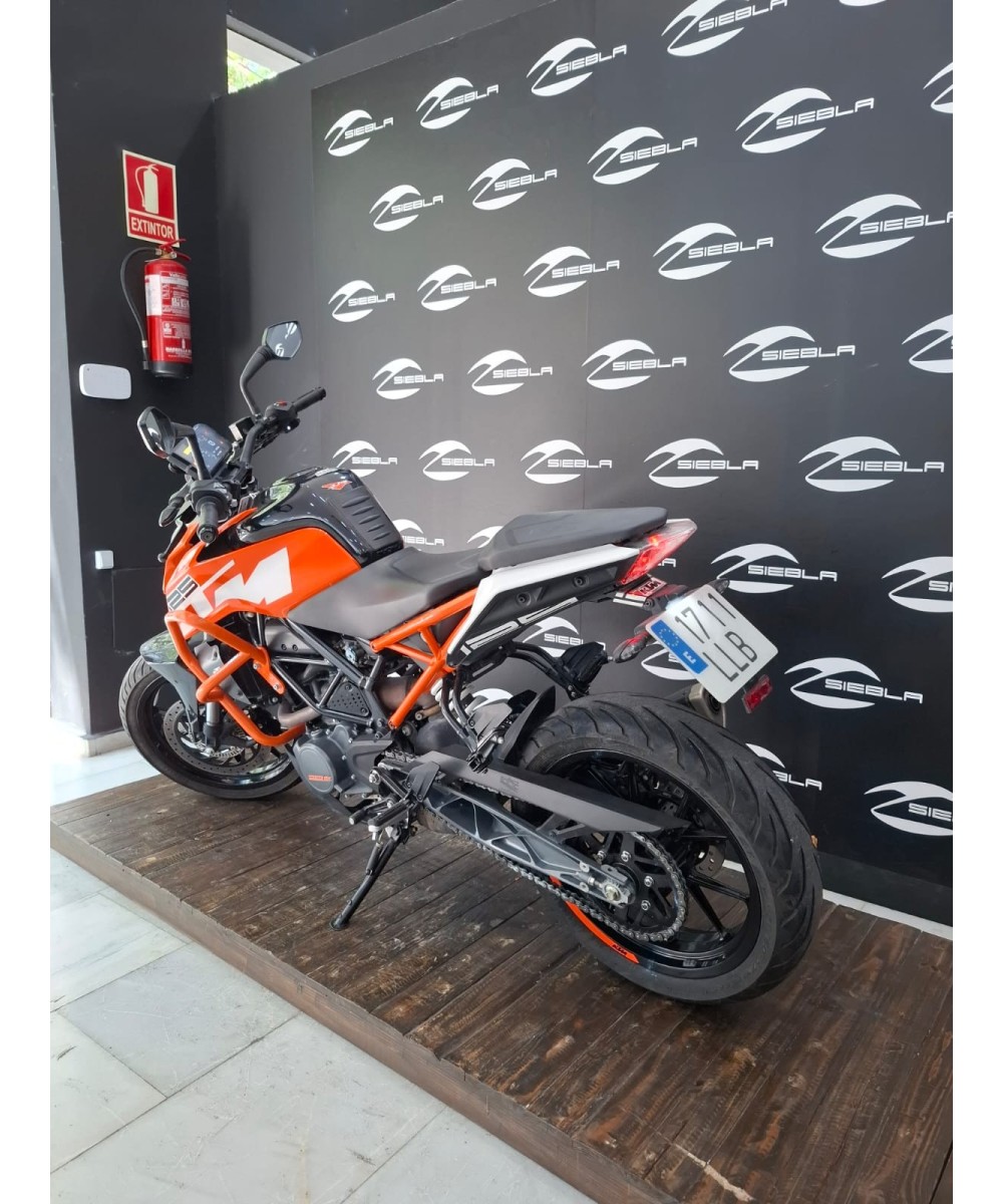 Used 2021 KTM 125 Duke | 27,070 km | Crash Bars | Siebla