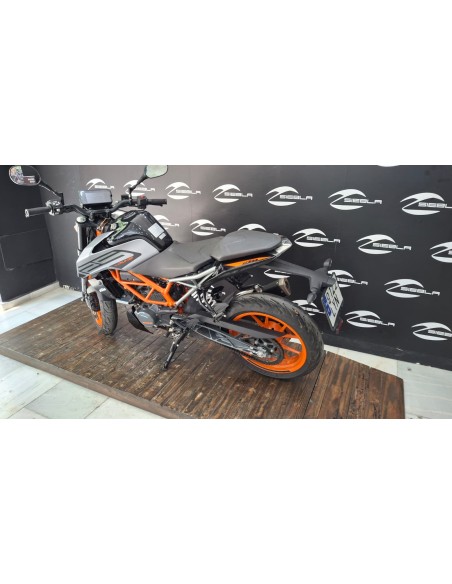 KTM 125 Duke 2022 | 3.542 km