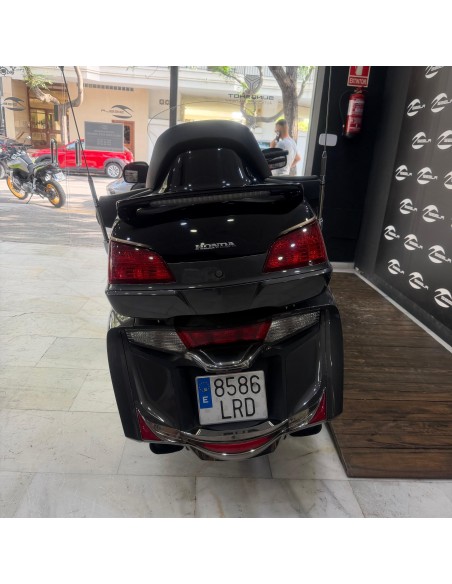 Used 2016 Honda Goldwing 1800 | 2,896 km (1,800 mi) | Siebla