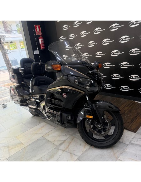 Used 2016 Honda Goldwing 1800 | 2,896 km (1,800 mi) | Siebla
