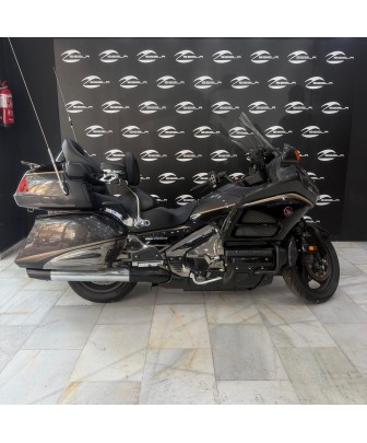Used 2016 Honda Goldwing 1800 | 2,896 km (1,800 mi) | Siebla