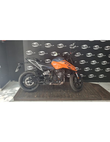 KTM 125 Duke 2025 | 2.507 km