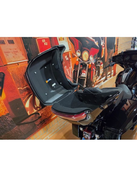 Pre-owned 2026 Harley-Davidson Street Glide Limited | 4,000 km | €38,590 | Siebla